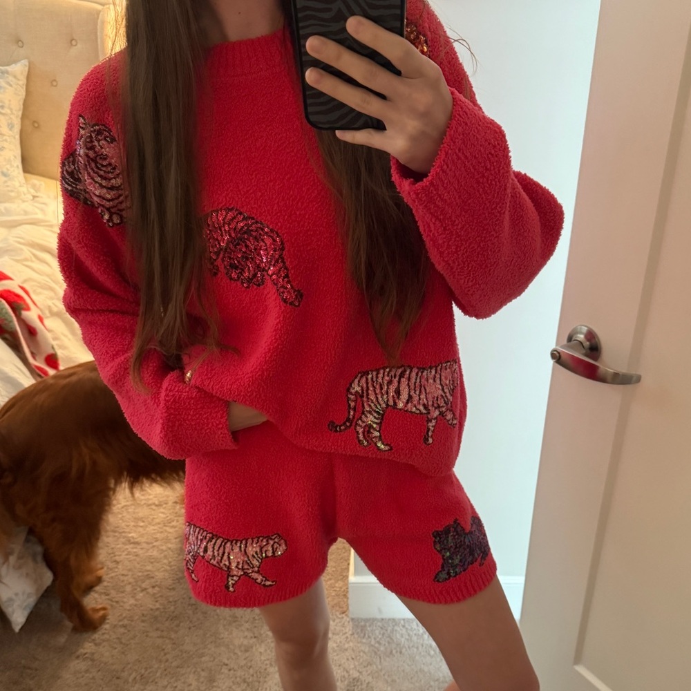 Hot pink sweater sparkle set with shorts